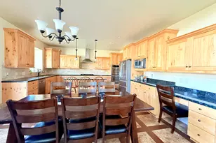 469 E Vine St, Murray, UT 84107 - Photo 8