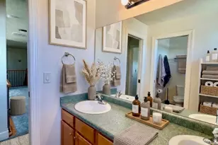 469 E Vine St, Murray, UT 84107 - Photo 36