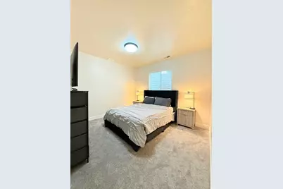 469 E Vine St, Murray, UT 84107 - Photo 36