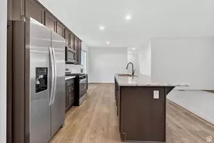 1700 W 2700 N, Pleasant View, UT 84404 - Photo 12