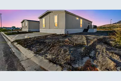 1700 W 2700 N #112, Pleasant View, UT 84404 - Photo 2