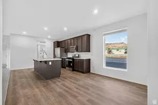 1700 W 2700 N, Pleasant View, UT 84404 - Photo 14