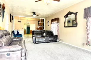 439 E 400 S, Vernal, UT 84078 - Photo 4