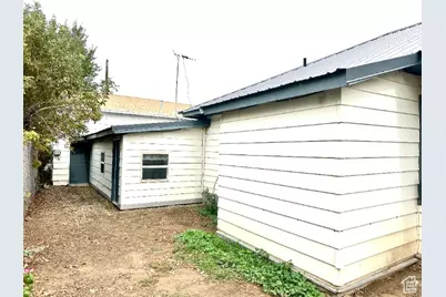 439 E 400 S, Vernal, UT 84078 - Photo 26