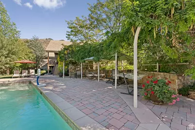 3357 E Glacier Ln, Sandy, UT 84092 - Photo 60