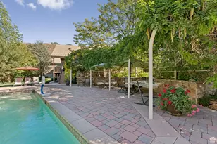 3357 E Glacier Ln, Sandy, UT 84092 - Photo 60