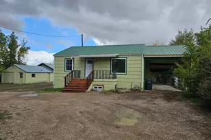 496 E Main St, Wellington, UT 84542 - Photo 1