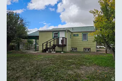 496 E Main St, Wellington, UT 84542 - Photo 28