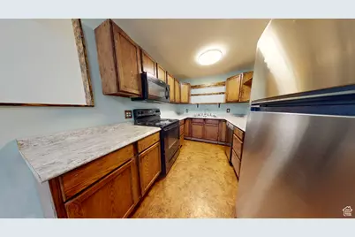 496 E Main St, Wellington, UT 84542 - Photo 6