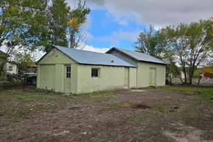 496 E Main St, Wellington, UT 84542 - Photo 30