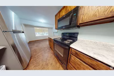 496 E Main St, Wellington, UT 84542 - Photo 2