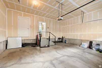 1015 N 995 W, Orem, UT 84057 - Photo 36