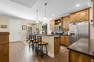 1015 N 995 W, Orem, UT 84057 - Photo 10