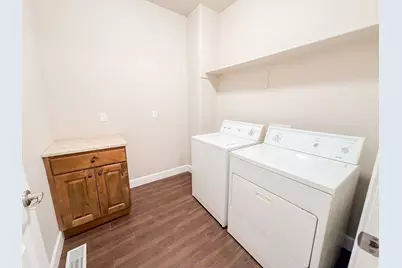 1015 N 995 W, Orem, UT 84057 - Photo 26