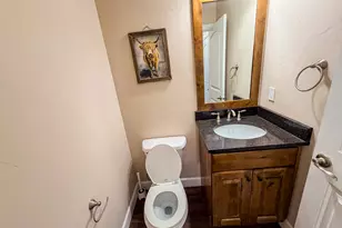 1015 N 995 W, Orem, UT 84057 - Photo 28