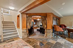 2238 E Cottonwood Cove Ln, Cottonwood Heights, UT 84121 - Photo 46