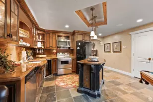 2238 E Cottonwood Cove Ln, Cottonwood Heights, UT 84121 - Photo 60