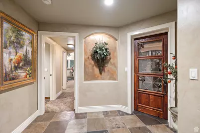 2238 E Cottonwood Cove Ln, Cottonwood Heights, UT 84121 - Photo 62