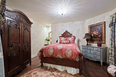 2238 E Cottonwood Cove Ln, Cottonwood Heights, UT 84121 - Photo 52