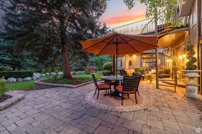 2238 E Cottonwood Cove Ln, Cottonwood Heights, UT 84121 - Photo 114