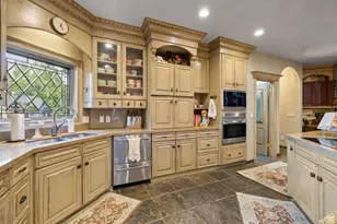 2238 E Cottonwood Cove Ln, Cottonwood Heights, UT 84121 - Photo 32