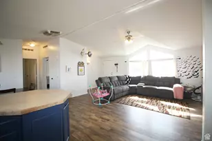 374 W 2050 S, Vernal, UT 84078 - Photo 10