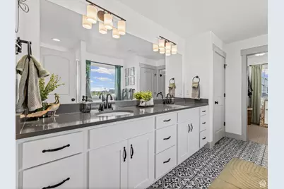 1237 S 50 E, Salem, UT 84653 - Photo 18