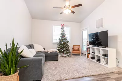 13527 S Hanley Ln W #M304, Riverton, UT 84096 - Photo 2