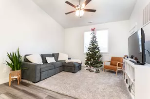 13527 S Hanley Ln W, Riverton, UT 84096 - Photo 1