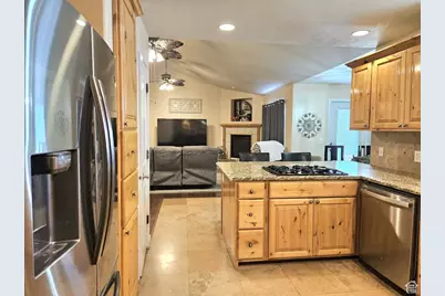 230 N Nelson Ave W, Roosevelt, UT 84066 - Photo 18