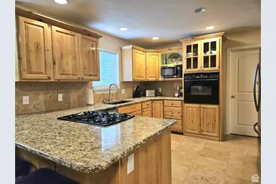 230 N Nelson Ave W, Roosevelt, UT 84066 - Photo 12