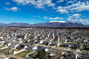 1509 N 2475 W, Clinton, UT 84015 - Photo 4