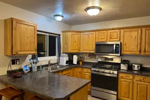 1509 N 2475 W, Clinton, UT 84015 - Photo 2