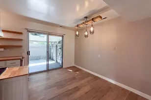 6056 S 2075 E, Holladay, UT 84121 - Photo 4