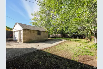 1534 S 200 E, Salt Lake City, UT 84115 - Photo 32