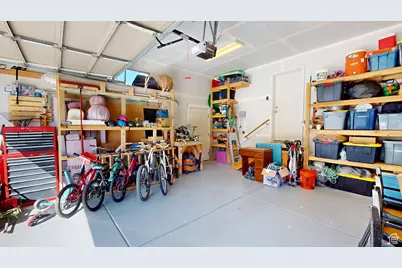 3809 E Hollow Crest Dr, Eagle Mountain, UT 84005 - Photo 38