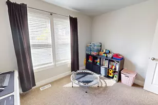 3809 E Hollow Crest Dr, Eagle Mountain, UT 84005 - Photo 22