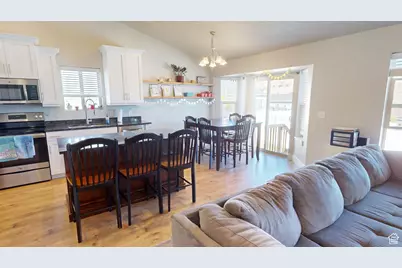 3809 E Hollow Crest Dr, Eagle Mountain, UT 84005 - Photo 6