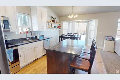 3809 E Hollow Crest Dr, Eagle Mountain, UT 84005 - Photo 10