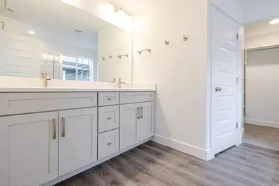 1052 N Canvasback Dr #406, Lehi, UT 84048 - Photo 12