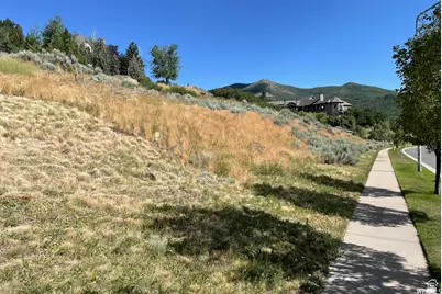 1596 S Stone Rdg E #103, Bountiful, UT 84010 - Photo 14