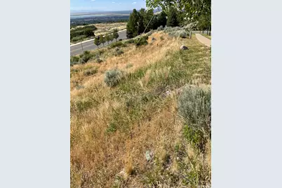 1596 S Stone Rdg E #103, Bountiful, UT 84010 - Photo 8