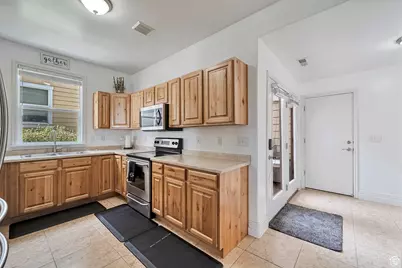 4911 W Calton Ln S, South Jordan, UT 84095 - Photo 6