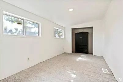 8950 S Reliance Dr, Sandy, UT 84070 - Photo 12