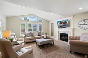 256 Seemore Dr, Kaysville, UT 84037 - Photo 6