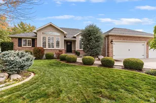 256 Seemore Dr, Kaysville, UT 84037 - Photo 2