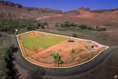 438 Castle Valley Dr Dr S, Castle Valley, UT 84532 - Photo 6