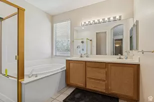 3296 E Hidden Springs Dr, Washington, UT 84780 - Photo 10
