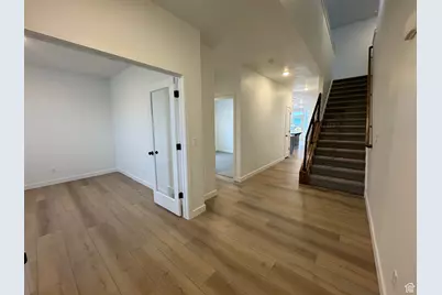 1004 W Motor Vu Dr #213, Riverdale, UT 84405 - Photo 6