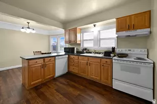 219 E 500 N, Logan, UT 84321 - Photo 4